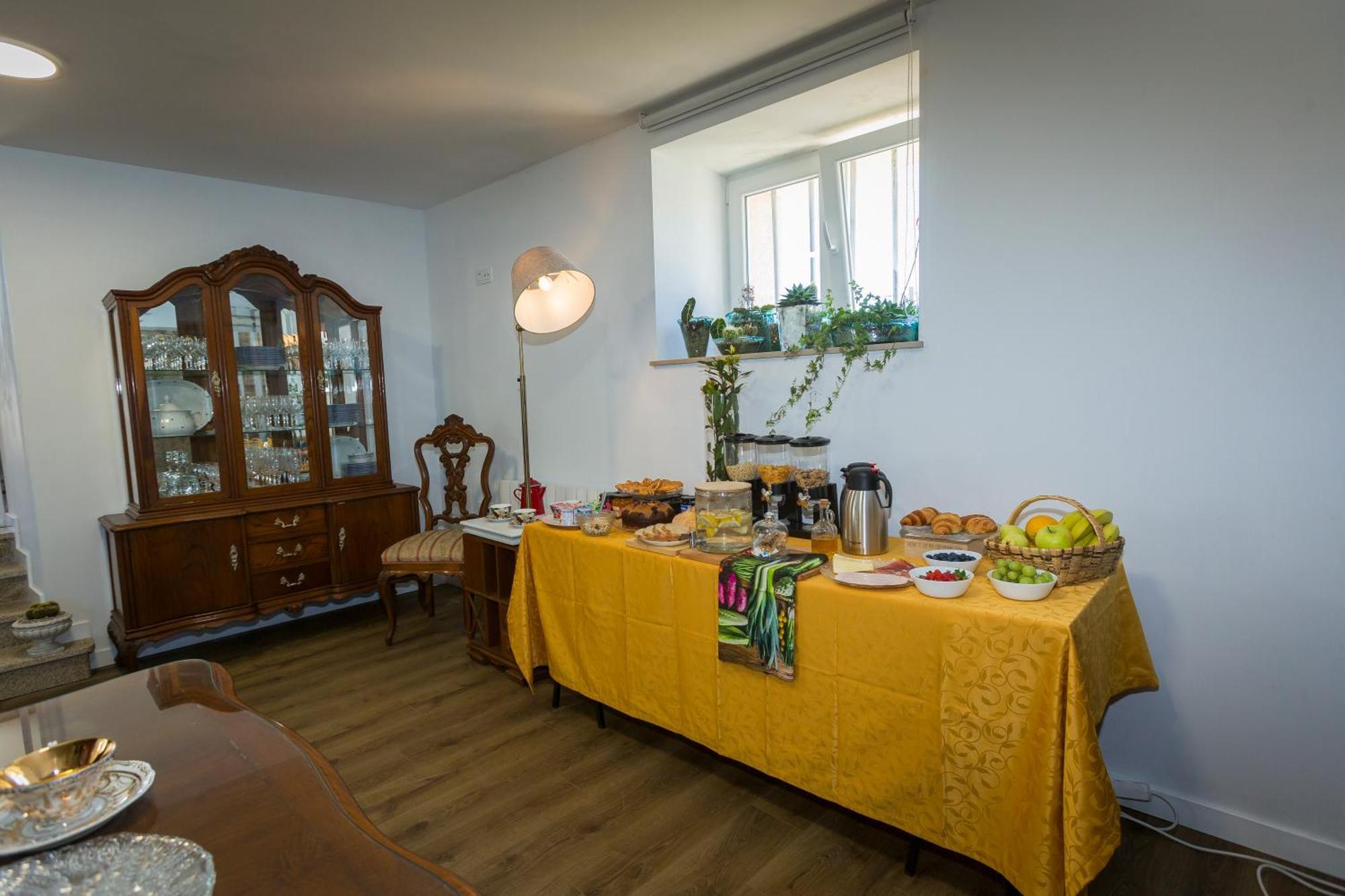 Casa Lela Dumbriaゲストハウス エクステリア 写真