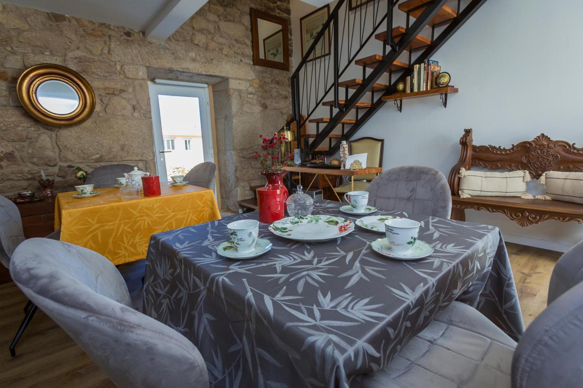 Casa Lela Dumbriaゲストハウス エクステリア 写真